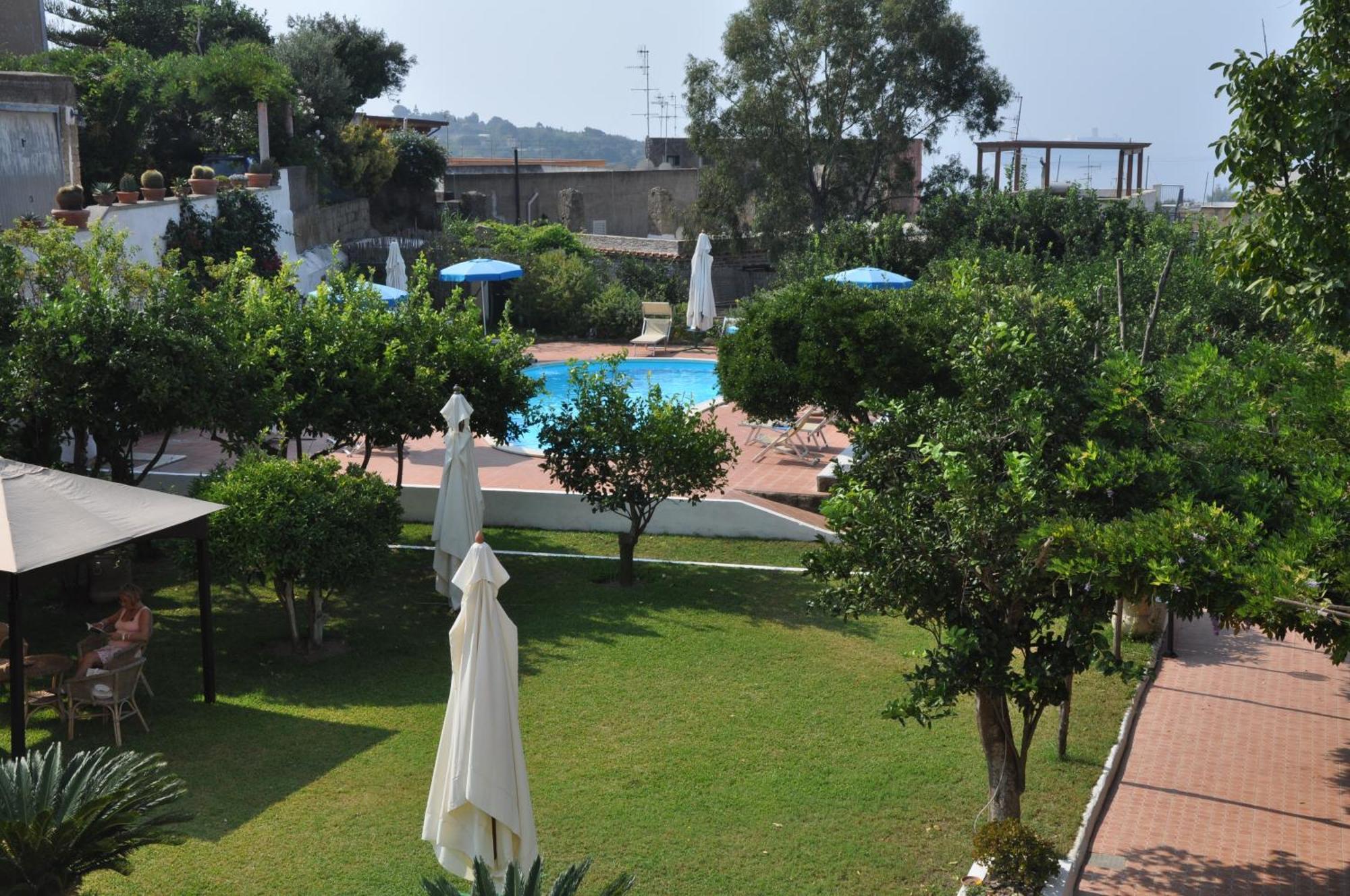 Hotel Savoia プロチーダ エクステリア 写真
