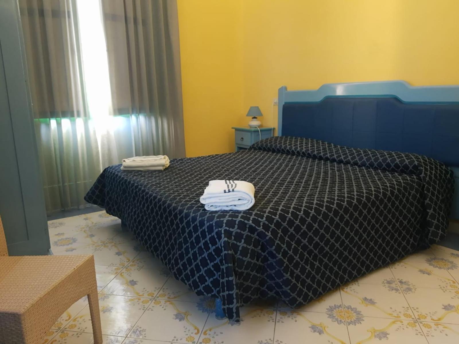 Hotel Savoia プロチーダ エクステリア 写真