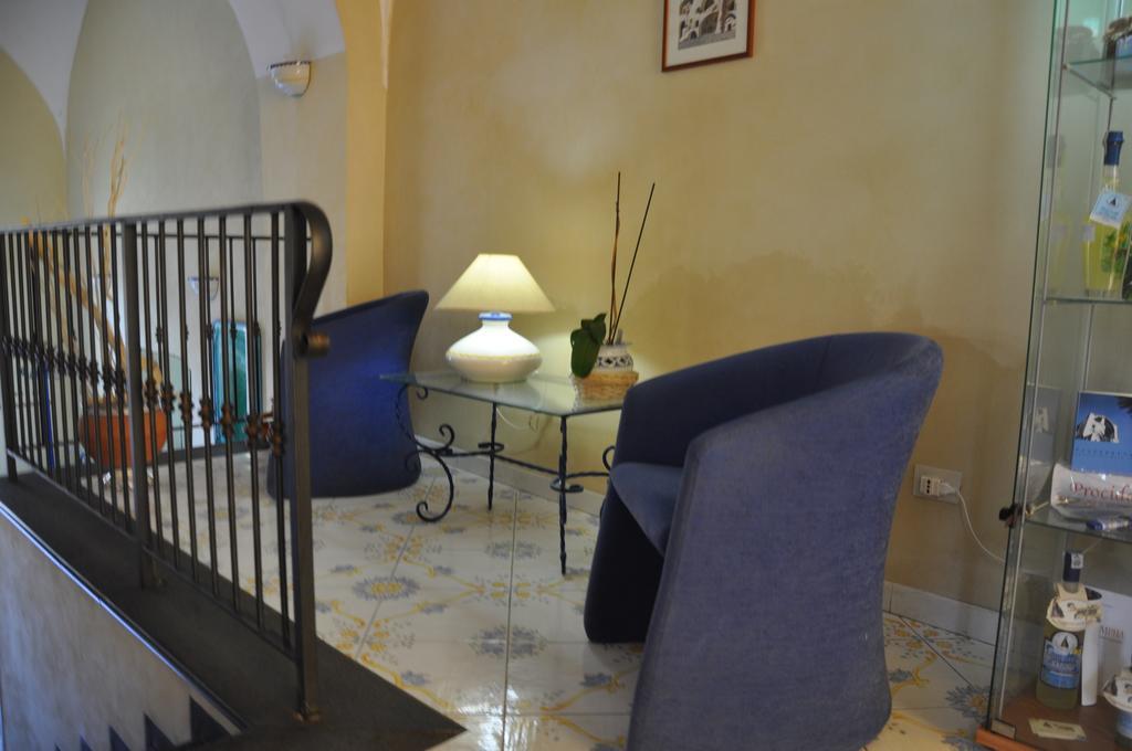 Hotel Savoia プロチーダ エクステリア 写真
