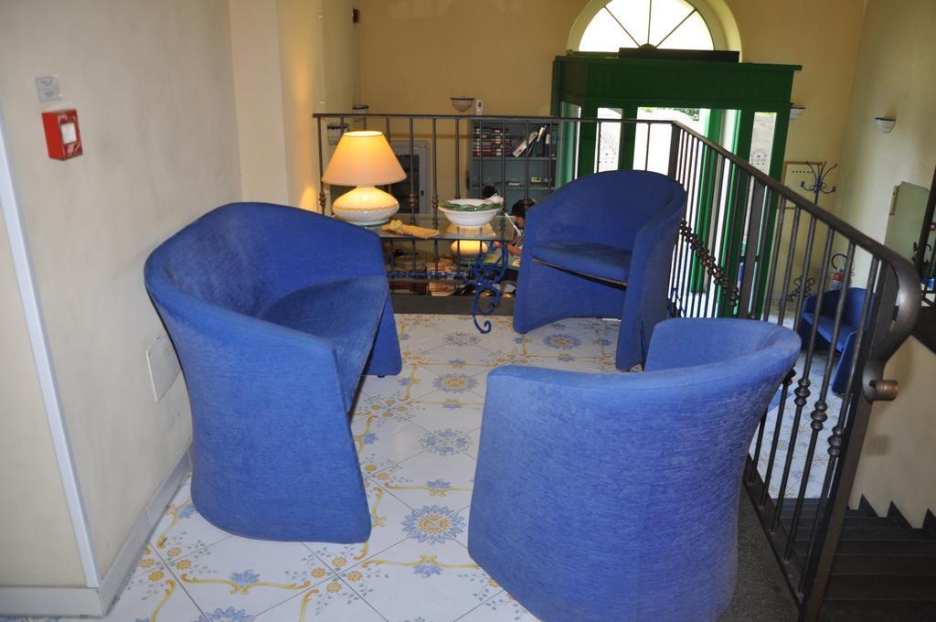 Hotel Savoia プロチーダ エクステリア 写真